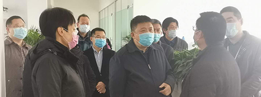 市科技局党组书记、局长黄群英一行莅临中水龙8国际指导调研事情