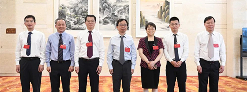 九三学社安徽省第十二次代表大会终结 中水龙8国际李兵中选副主任委员