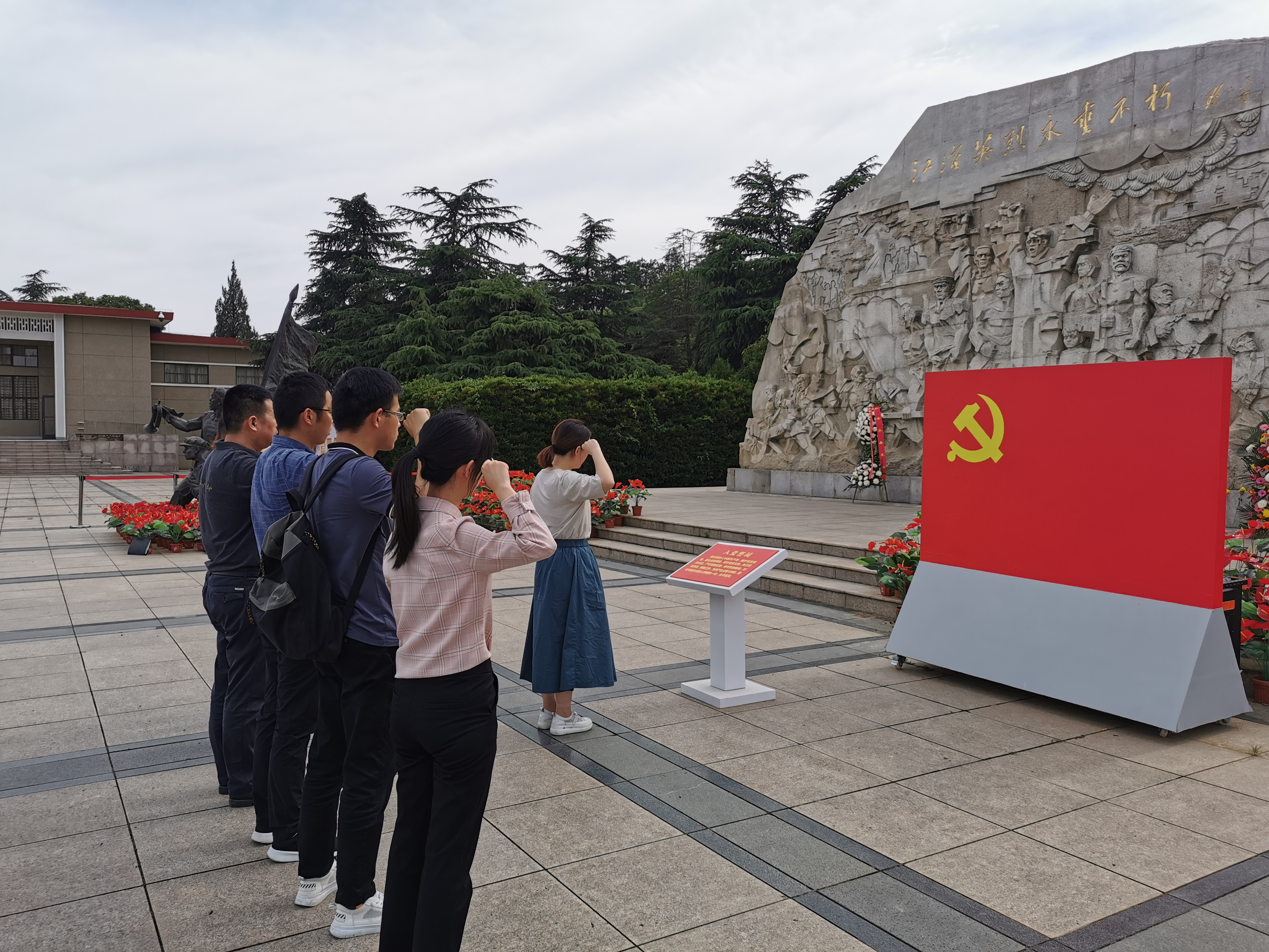 龙8-long8(国际)唯一官方网站